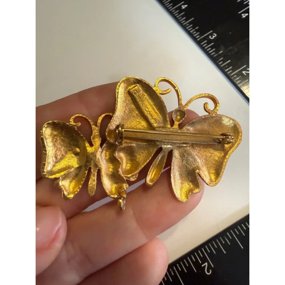 Casual Corner Vintage‎ Double Butterfly Brooch Gold Tone Textured Pin Jewelry